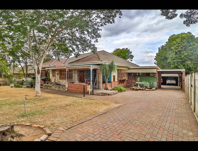 3 BEDROOM HOUSE FOR SALE IN SCOTTSVILLE